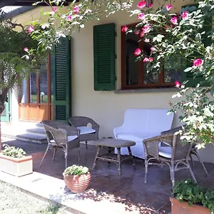 Bed & Breakfast Gli Oleandri, Vaiano (Tuscany)