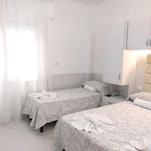 https://hotel-angela.riccione-hotels.org